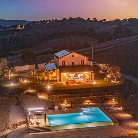 Casal Del Sole - La Ginestra Appartement Montefelcino Buitenkant foto