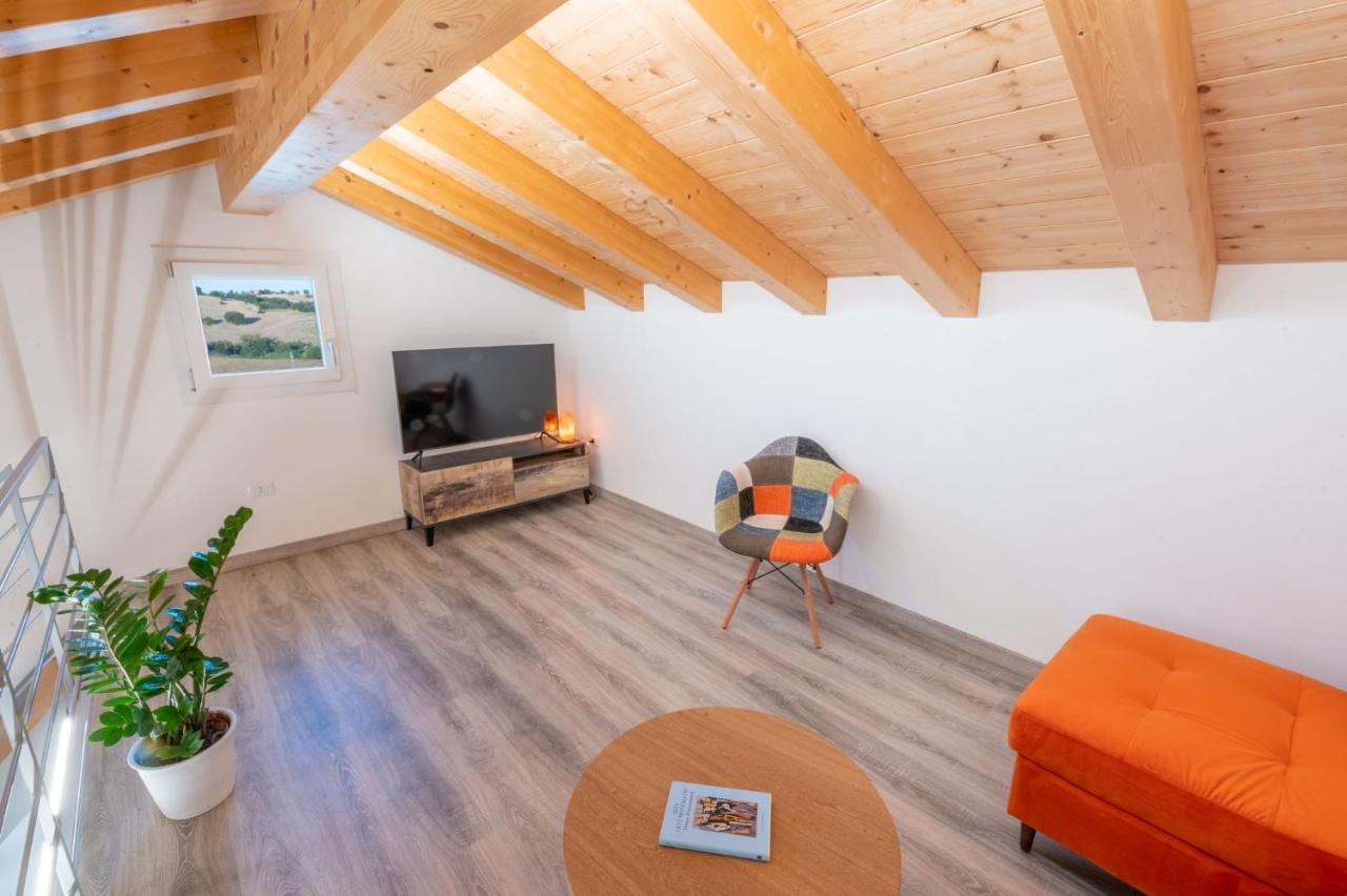 Casal Del Sole - La Ginestra Appartement Montefelcino Buitenkant foto